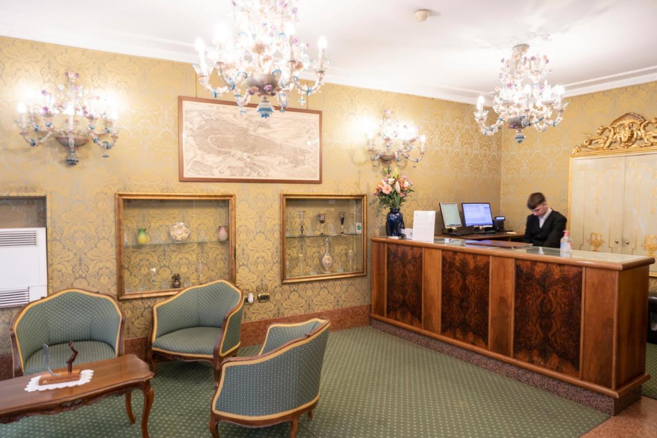 Hotel Ateneo Venise